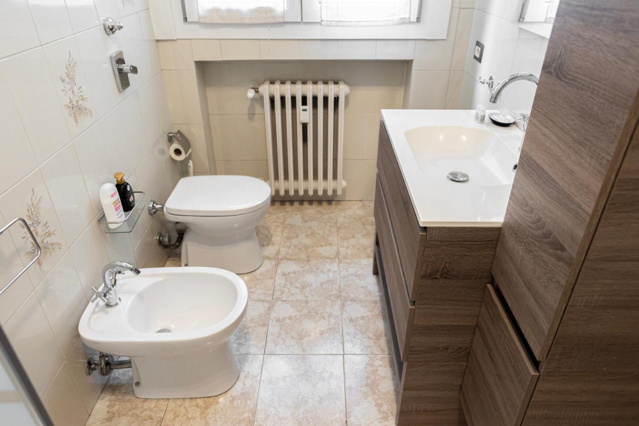 Appartamento Accogliente Loft In Zona Monumentale/Cenisio Milano Esterno foto